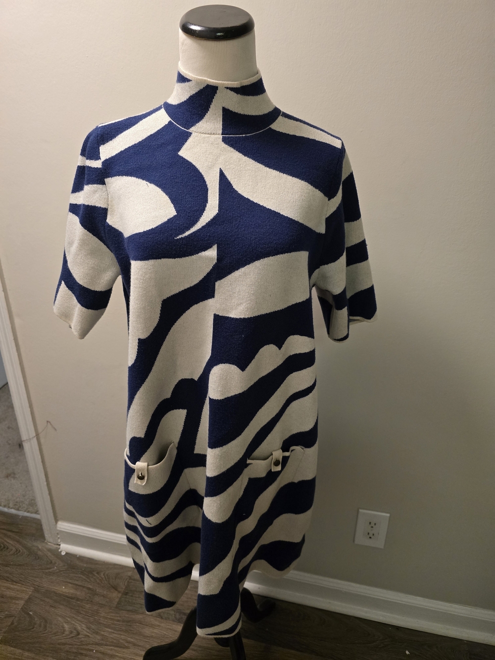 Navy & Cream Abstract Knit Shift Dress